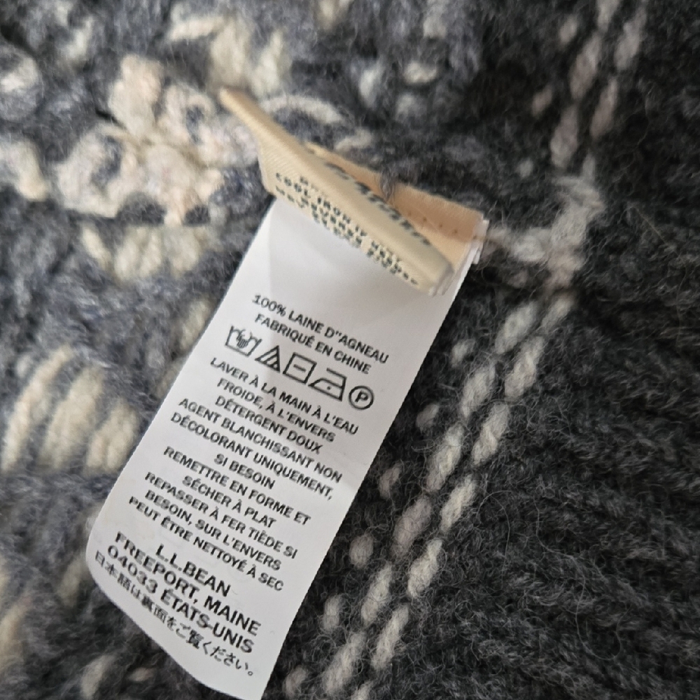 L.L. Bean Sz Medium Womens Charcoal and Cream Zip Up Sweater - Picture 4 of 8